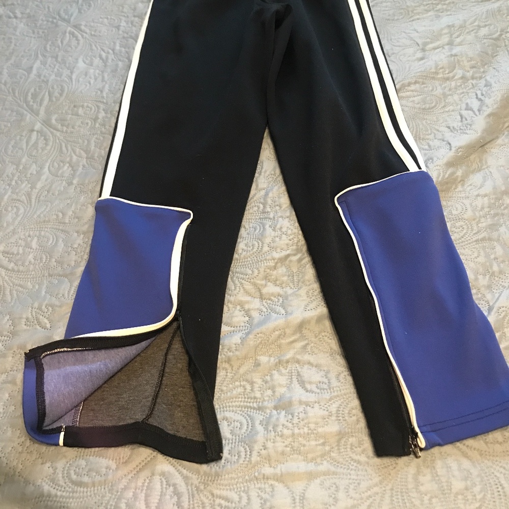 Vintage Adidas Women’s track suit - Picture 4 of 9